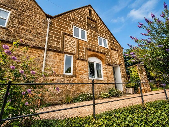3 Bedroom House For Sale In Village Road, Bradpole, Bridport, DT6