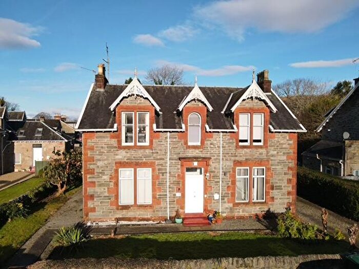 3 Bedroom Flat To Rent In Dunfillan Villa, School Road, Rhu, G84