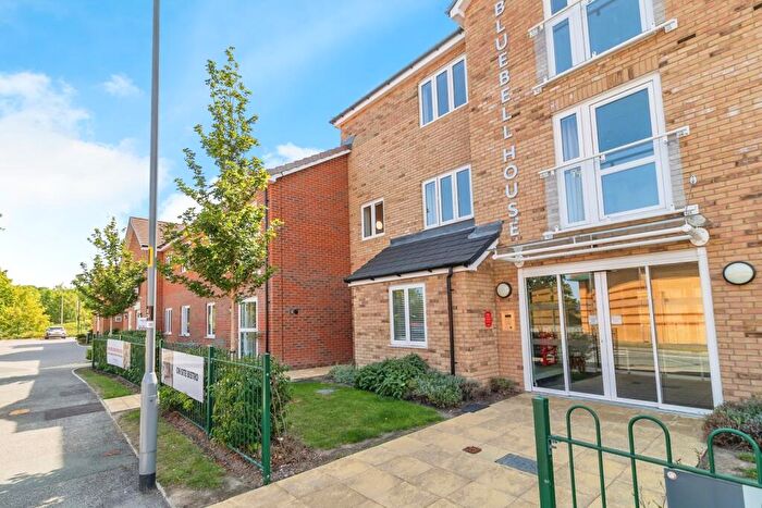 1 Bedroom Flat For Sale In Barnsdale Drive, Westcroft, Milton Keynes, Buckinghamshire, MK4