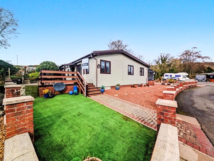 3 Bedroom Park Home For Sale In Craufurd Court, Crosbie Towers, West Kilbride, Ayrshire, KA23