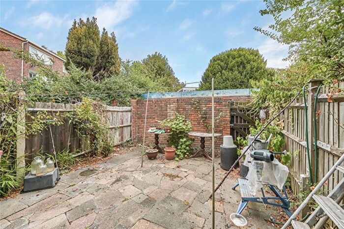 4 Bedroom Terraced House For Sale In West Drive, London, SW16