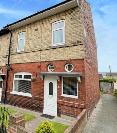 4 Bedroom End Of Terrace House To Rent In William Johnson Street, Murton, Seaham, SR7
