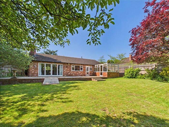 3 Bedroom Detached Bungalow For Sale In Oxford Road, Stone, HP17