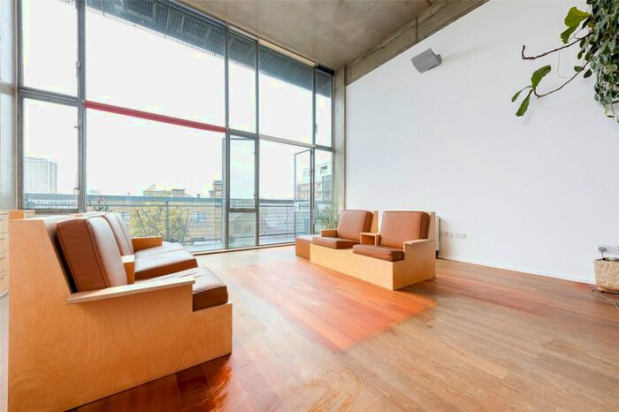 2 Bedroom Flat To Rent In Union Wharf, Wenlock Road, N1