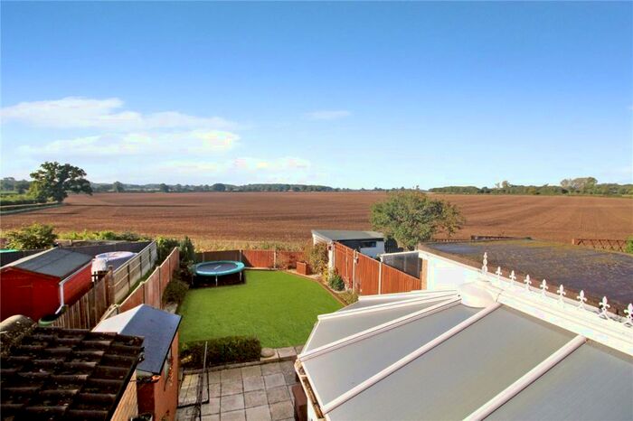 3 Bedroom Semi-Detached House For Sale In Barri Close, Poringland, Norwich, Norfolk, NR14