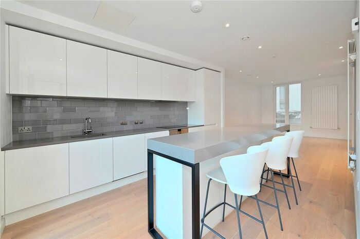 3 Bedroom Terraced House To Rent In Admiralty Avenue, London, E16