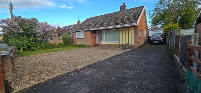 3 Bedroom Detached Bungalow To Rent In Ellough Road, Beccles, NR34