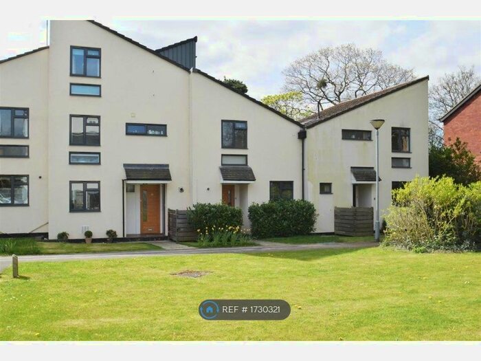 4 Bedroom Terraced House To Rent In Field View, Caversham, Reading, RG4