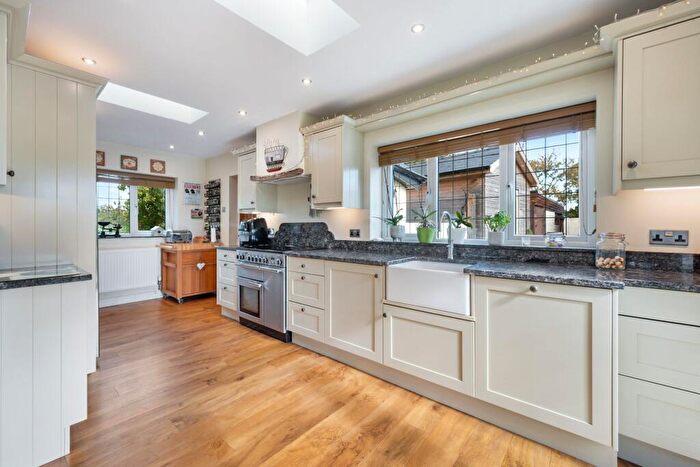 4 Bedroom Detached House For Sale In Foxhouses Cottage, Long Lane, Preston, PR3