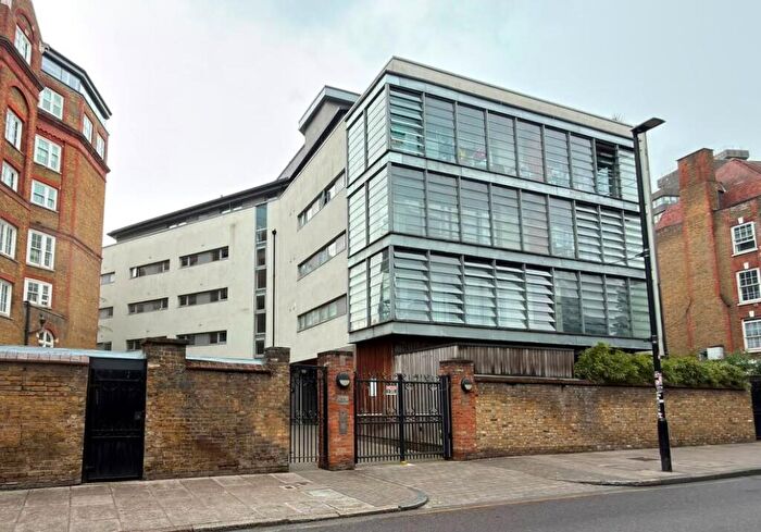 2 Bedroom Flat For Sale In Apartment Block D, Hornsey Road, Islington, London, N7