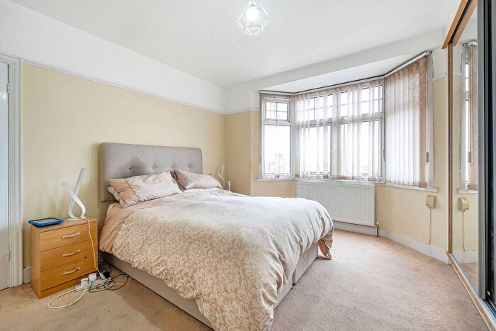3 Bedroom Terraced House For Sale In Buller Road, Thornton Heath, CR7