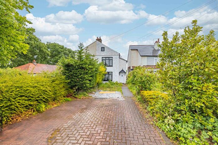 3 Bedroom Semi-Detached House For Sale In Nethergong Hill, Upstreet, Canterbury, CT3