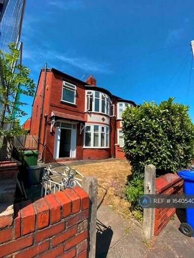 4 Bedroom Semi-Detached House To Rent In Moseley Road, Levenshulme, Manchester, M19