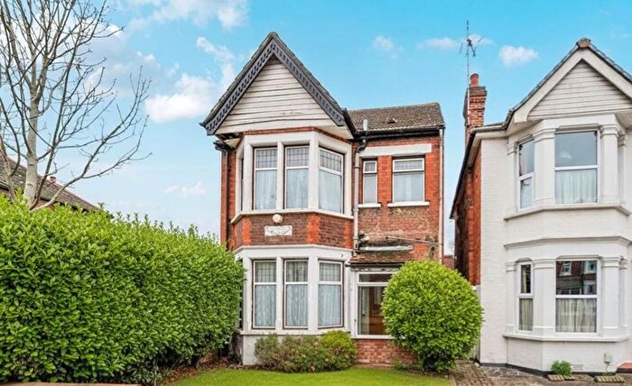 3 Bedroom Detached House For Sale In Cunningham Park, Harrow, HA1