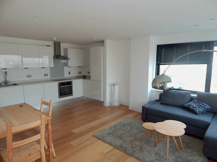2 Bedroom Apartment To Rent In The Moresby Tower, Ocean Village, Southampton, SO14
