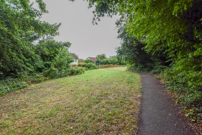 Property For Sale In Sunningdale Way, Neston, CH64