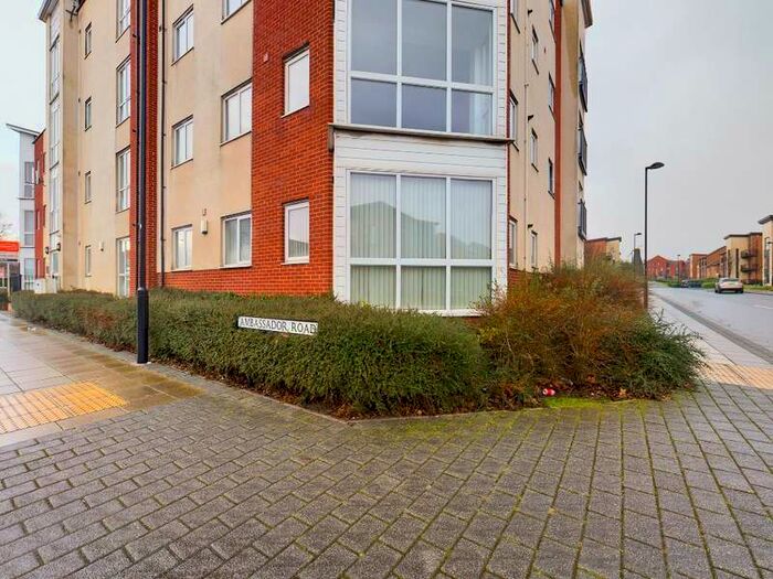 2 Bedroom Flat To Rent In Ambassador Road, Hanley, Stoke-on-trent, ST1