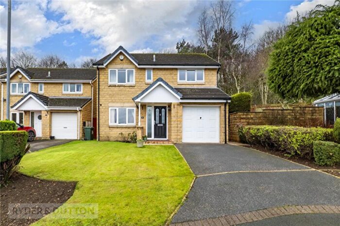 4 Bedroom Detached House For Sale In Sunningdale Croft, Fixby, Huddersfield, HD2