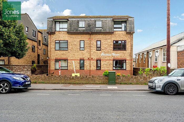 Studio To Rent In Pendene Court, Penhill Road, Lancing, West Sussex, BN15