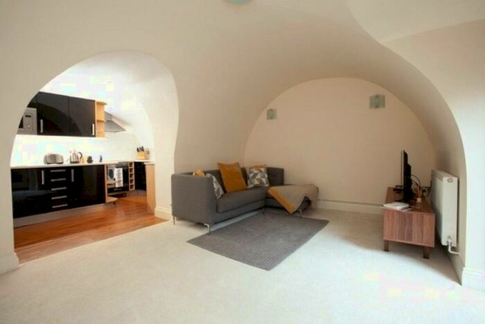 2 Bedroom Apartment To Rent In Winckley Street, Preston, PR1