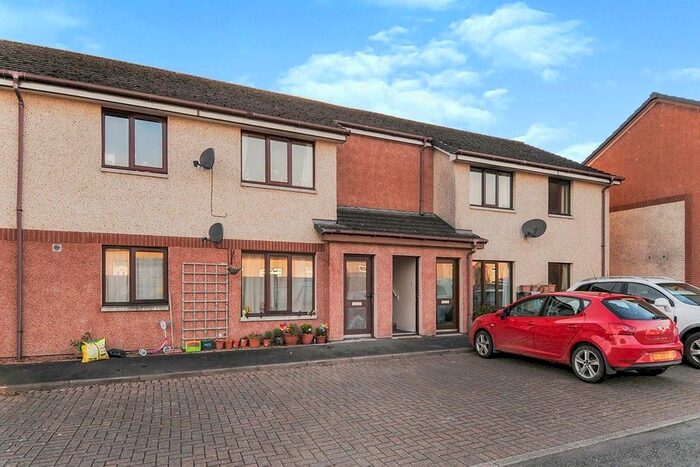 2 Bedroom Flat To Rent In Annan Road, Dumfries, DG1