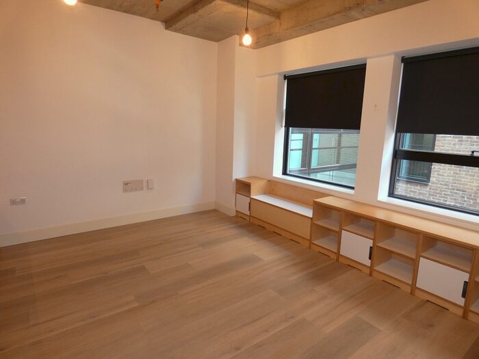 1 Bedroom Studio To Rent In The Cornerstone, Locke Way, GU21