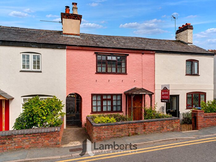 2 Bedroom Terraced House For Sale In High Street, Studley, B80