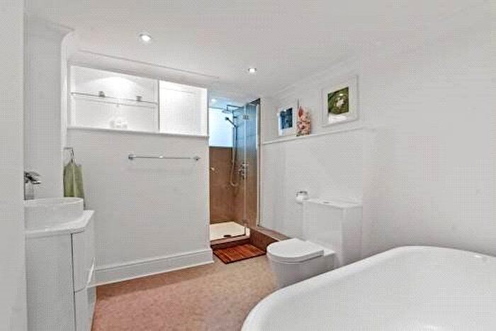 2 Bedroom Flat To Rent In Dawes Road, Fulham Island, SW6