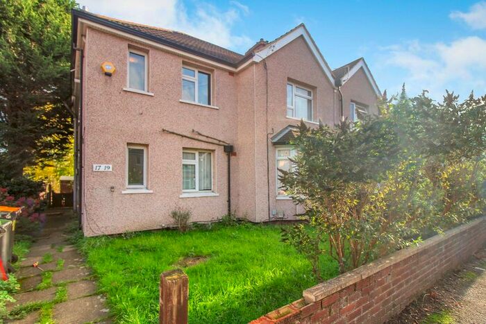 3 Bedroom Maisonette To Rent In Fenlake Road, Shortstown, Bedford, MK42