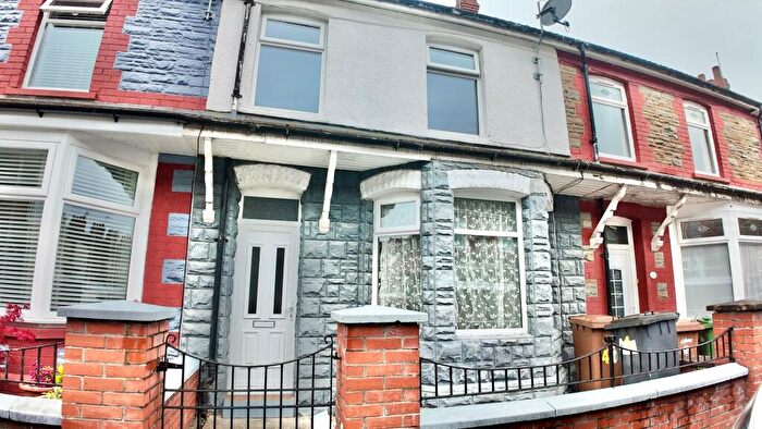 3 Bedroom Terraced House To Rent In William Street, Blackwood, NP12