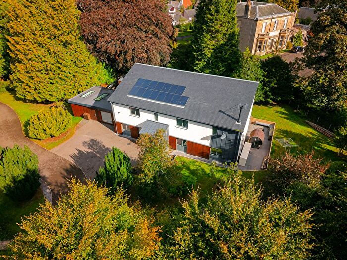 6 Bedroom Detached House For Sale In Manse Road, Linlithgow, EH49