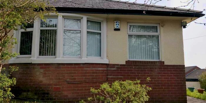 2 Bedroom Bungalow To Rent In Shear Brow, Blackburn, BB1