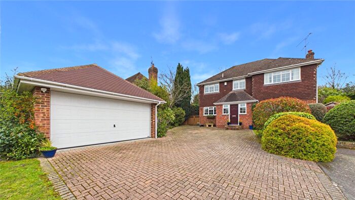 4 Bedroom Detached House For Sale In Windlesham, Surrey, GU20