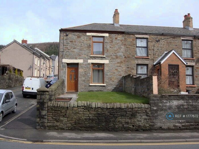 2 Bedroom End Of Terrace House To Rent In Baglan Street, Treherbert, CF42