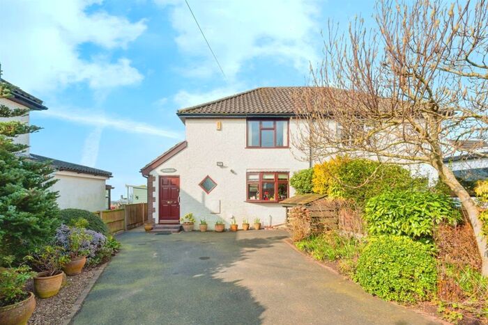 2 Bedroom Semi-Detached House For Sale In New Pale Road, Kingswood, Frodsham, WA6