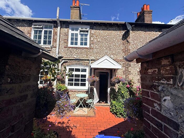 2 Bedroom Terraced House For Sale In South Farm Road, Worthing, BN14