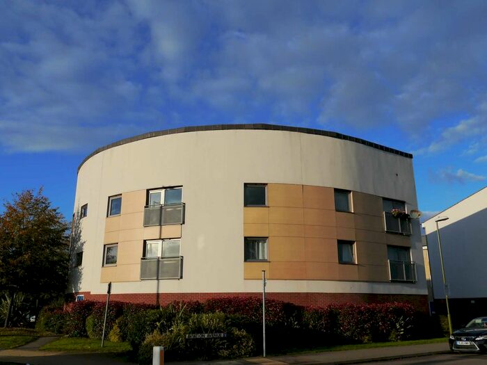 2 Bedroom Flat To Rent In Spectre Court, Hatfield, AL10