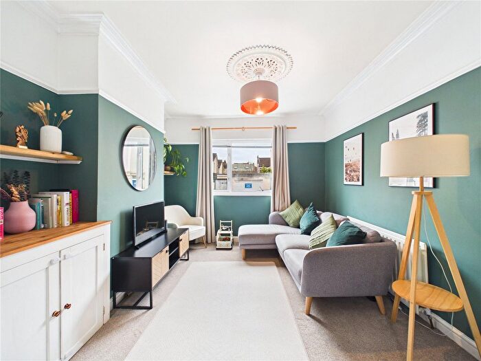 3 Bedroom Terraced House For Sale In Elmdale Road, Bristol, BS3