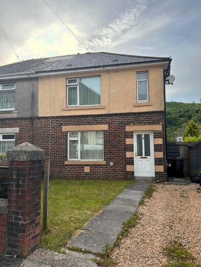 3 Bedroom Semi-Detached House For Sale In Twyn Yr Ynys, Port Talbot, South Glamorgan, Neath Port Talbot, SA12