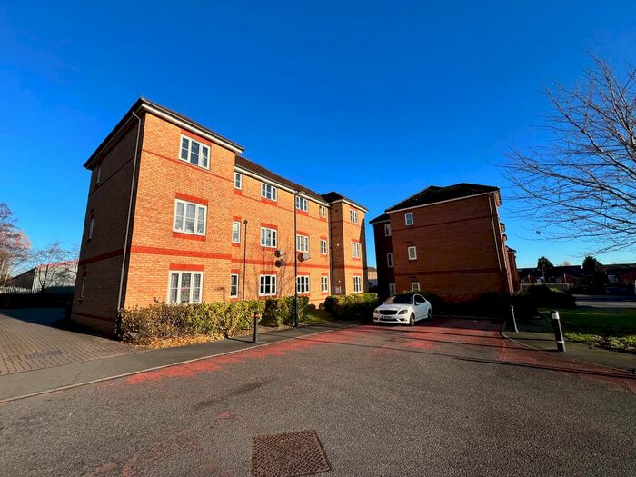2 Bedroom Flat To Rent In Ashdown Grove, Walsall, WS2