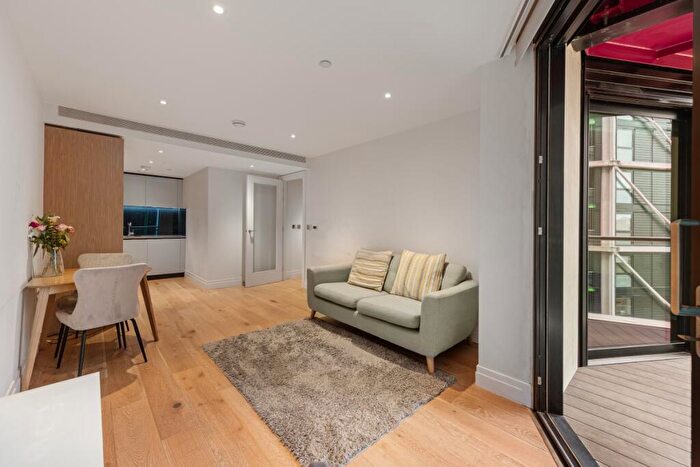 1 Bedroom Apartment For Sale In Riverlight Quay Nine Elms Lane, SW11