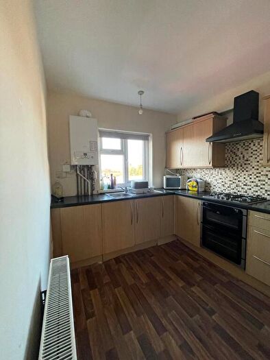1 Bedroom Flat To Rent In Pottery Road, Oldbury, Birmingham, West Midlands, B68