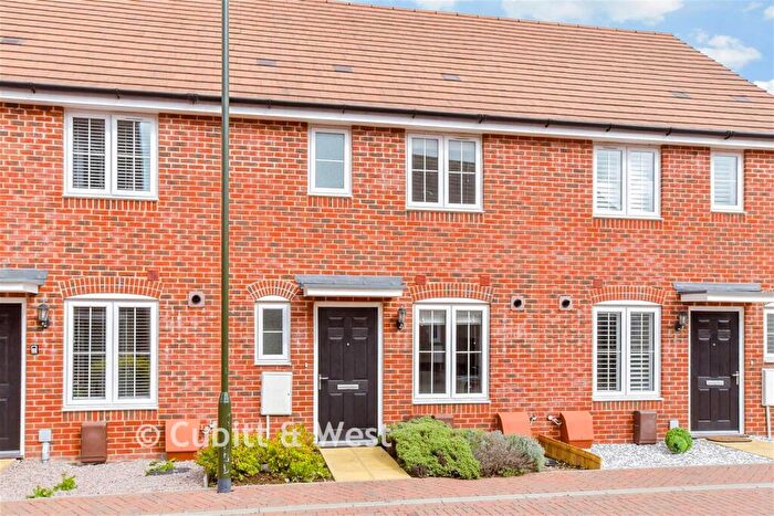 3 Bedroom Terraced House For Sale In Buckle Mead, Woodgate, Chichester, West Sussex, PO20