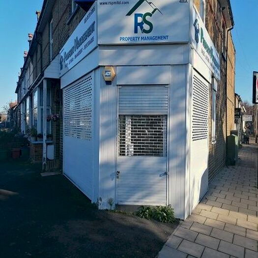 1 Bedroom Flat To Rent In Hanworth Road, Hounslow, TW4