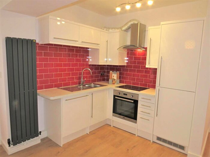 2 Bedroom Apartment To Rent In Salisbury Street, Fordingbridge, SP6