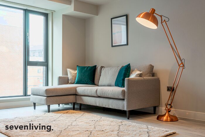 2 Bedroom Flat To Rent In Broad Street, Birmingham, B15