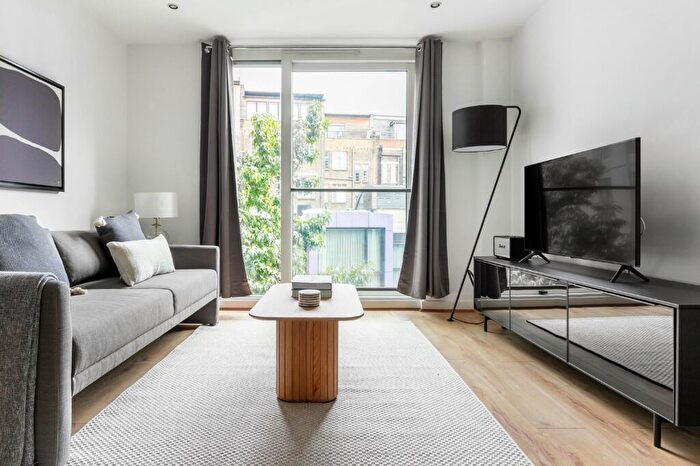 1 Bedroom Apartment To Rent In Brewhouse Yard, London, EC1V