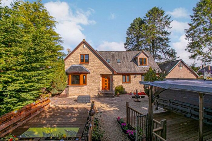 5 Bedroom Detached House For Sale In Croft Road, Markinch, KY7