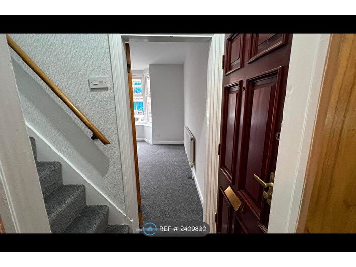 4 Bedroom Terraced House To Rent In Vincent Road, Sheffield, S7