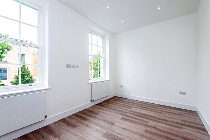 1 Bedroom Flat To Rent In Blenheim Terrace, London, NW8